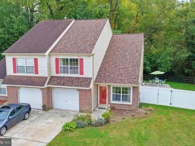 Townhouse for sale in Dover, Kent County