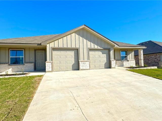 House for sale in Briggs, Texas