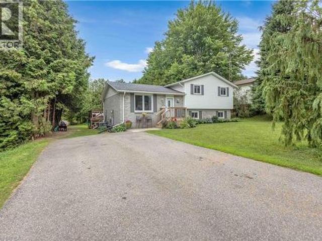 House for sale in Waterford, Ontario