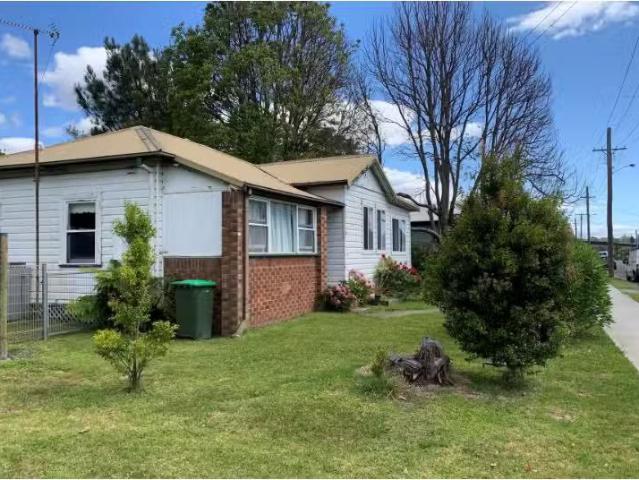 House for rent in Wollongong West, New South Wales