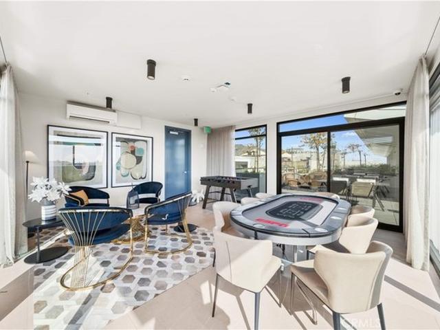 Condo for sale in Pasadena, Los Angeles County