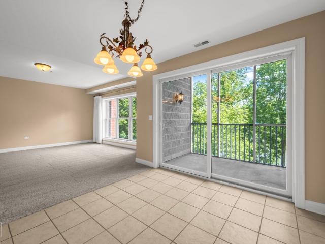 Condo for sale in Batavia, Kane County