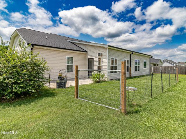 House for sale in Pikeville, North Carolina