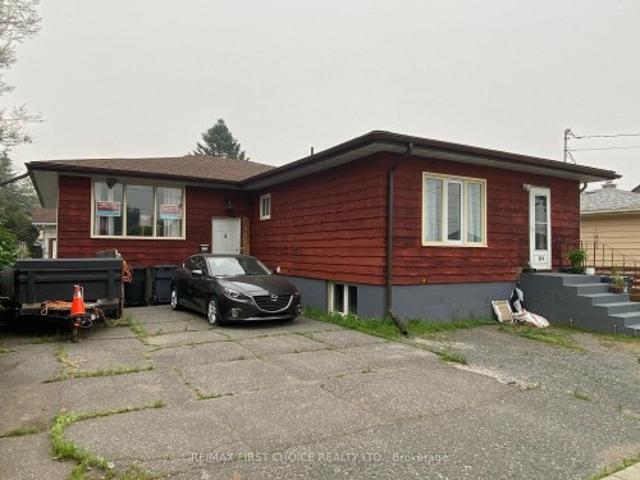 House for sale in Thunder Bay, Ontario