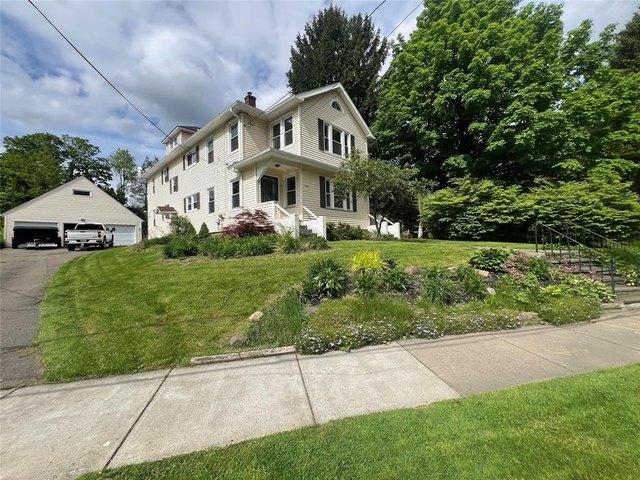 House for sale in Binghamton, New York