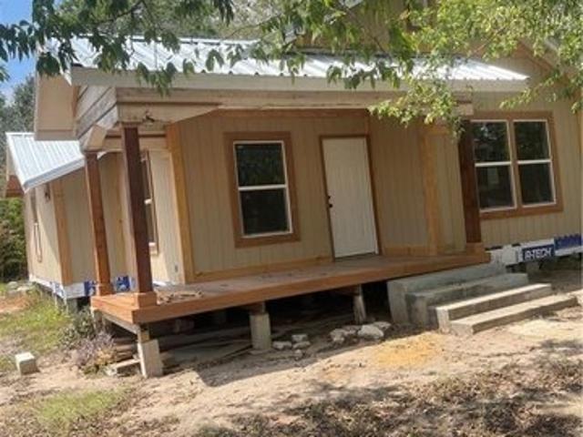 House for sale in Gonzales, Gonzales County