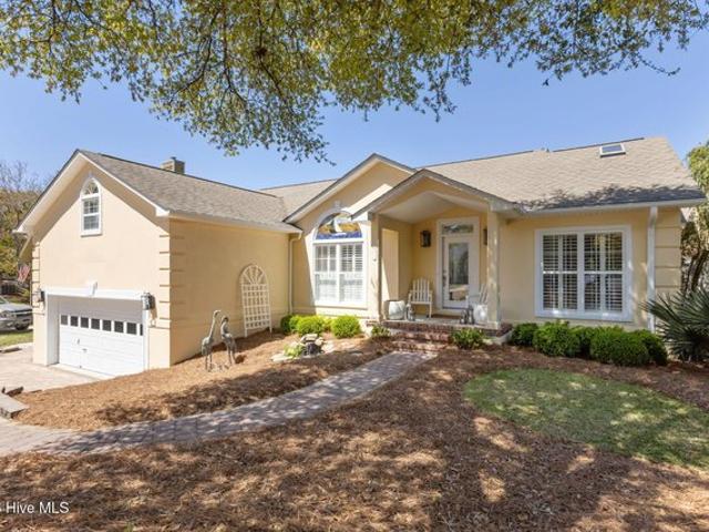 House for sale in Emerald Isle, North Carolina