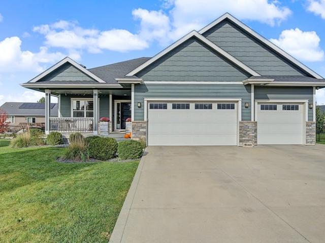 House for sale in Pleasant Grove, Bondurant