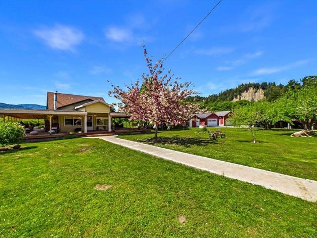 House for sale in Humboldt, California