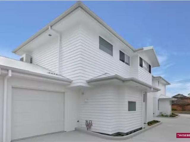 Condo for rent in Ettalong Beach, New South Wales