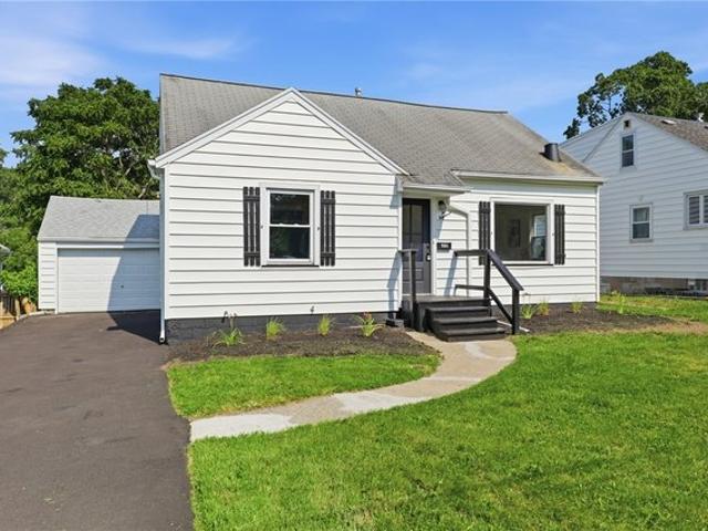 House for sale in Oak Hill, New York