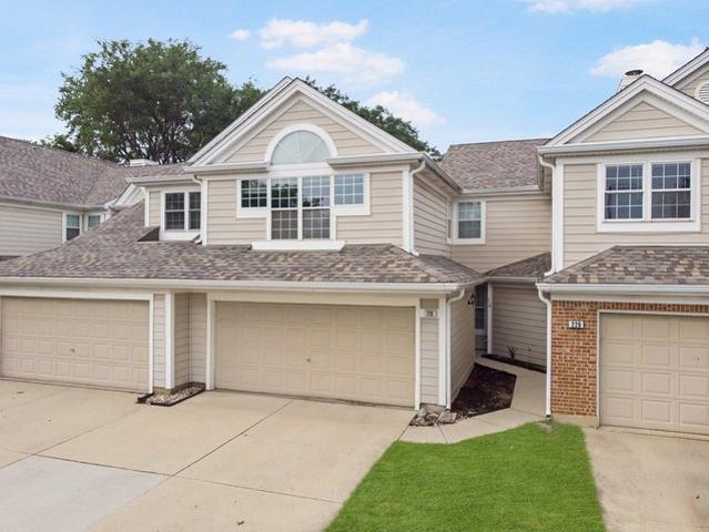 Townhouse for sale in Buffalo Grove, Illinois