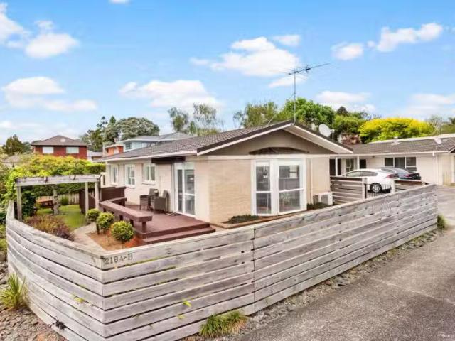 House for sale in Awhitu
