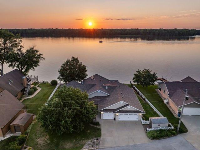 House for sale in Cordova, Illinois