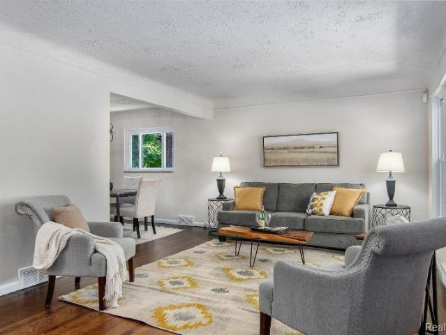 Property for rent in Oak Park, Michigan