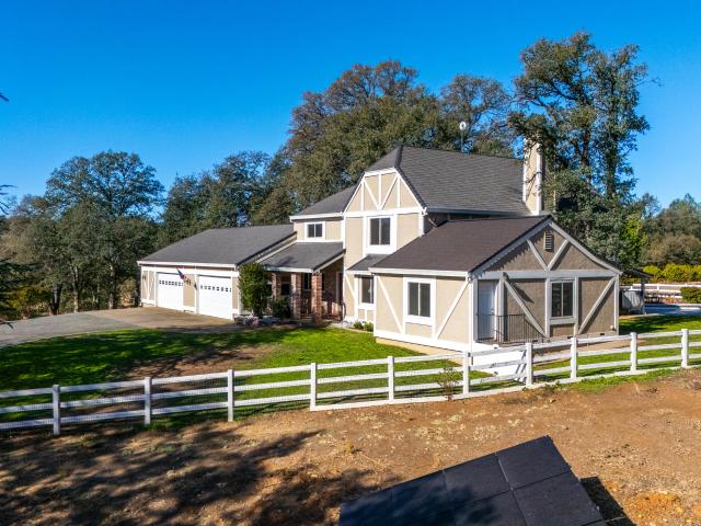 House for sale in Palo Cedro, Shasta County