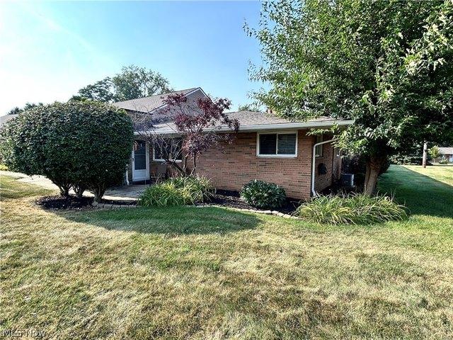Condo for sale in Rocky River, Ohio