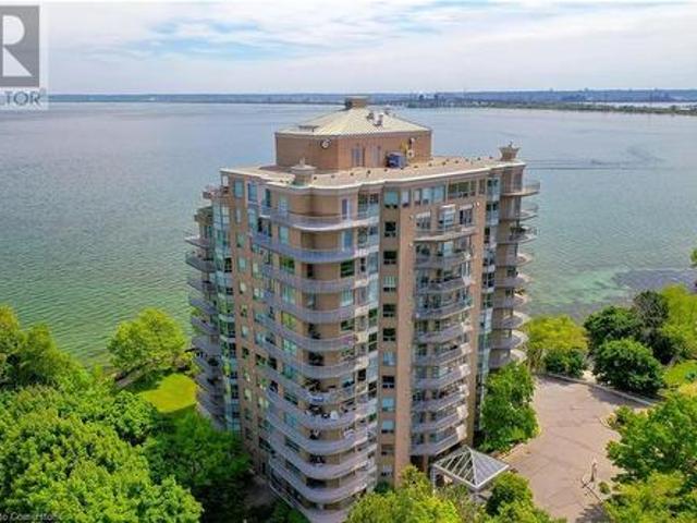 Condo for sale in Burlington, Ontario