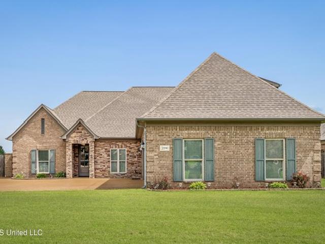 House for sale in Southaven, Mississippi