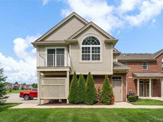 Condo for sale in Macomb, Michigan