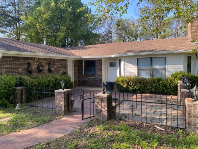 House for sale in Ark
