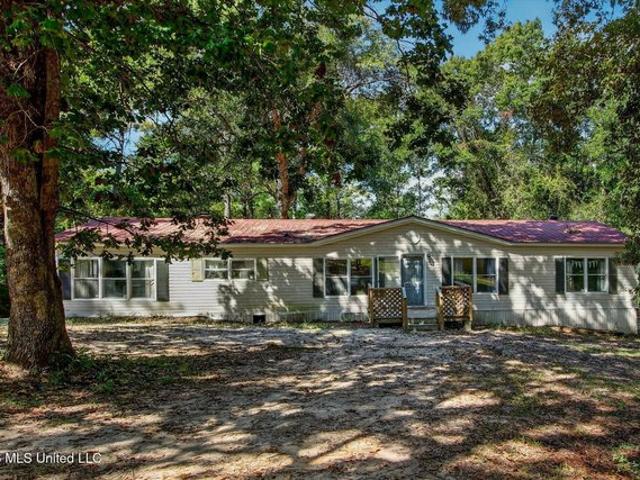 House for sale in Saucier, Harrison County