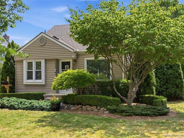 House for sale in Saint Clair Shores, Michigan