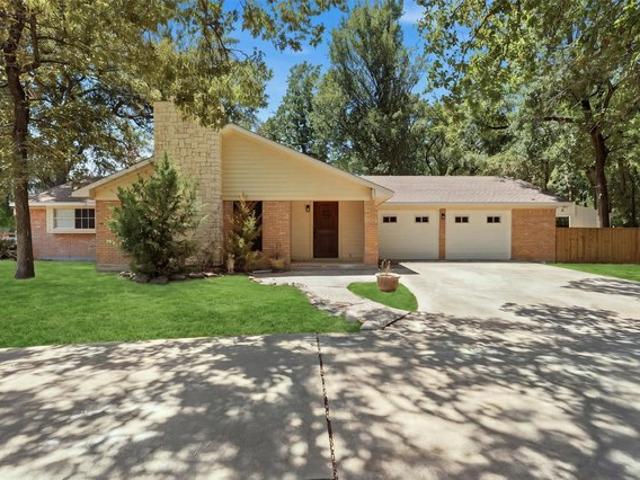 House for sale in Magnolia, Texas