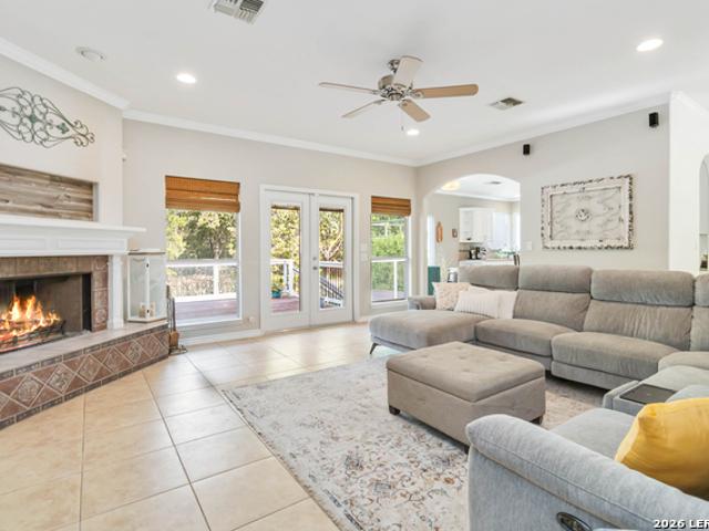 House for sale in Garden Ridge, Comal County