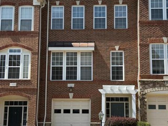 Townhouse for sale in Virginia
