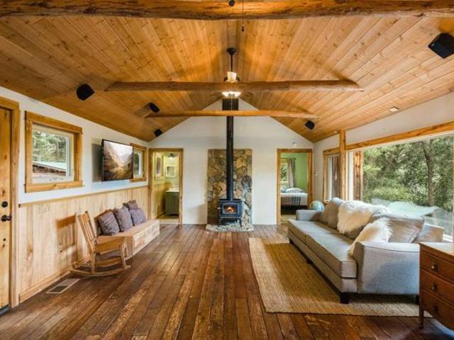 House for sale in Palomar Mountain, California