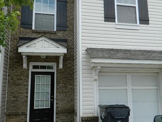 Townhouse for sale in Duluth, Georgia