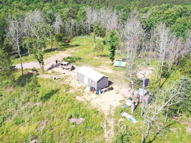 Farm for sale in Ark