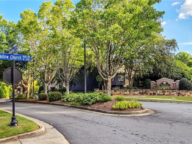 Townhouse for sale in Duluth, Georgia