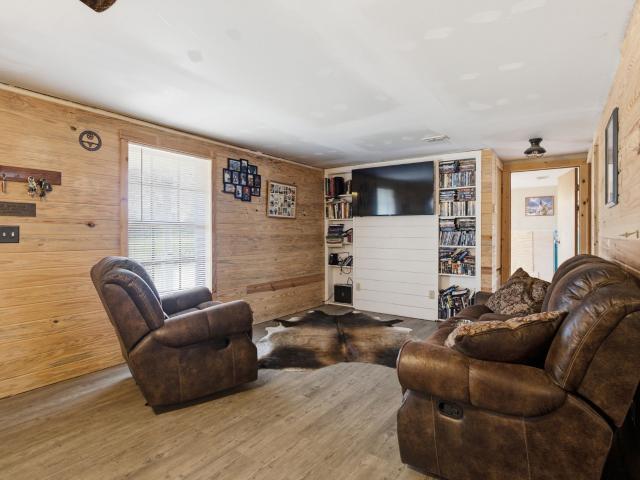 House for sale in Mount Enterprise, Texas