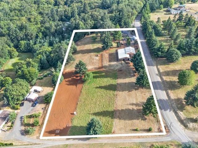 House for sale in Oregonia