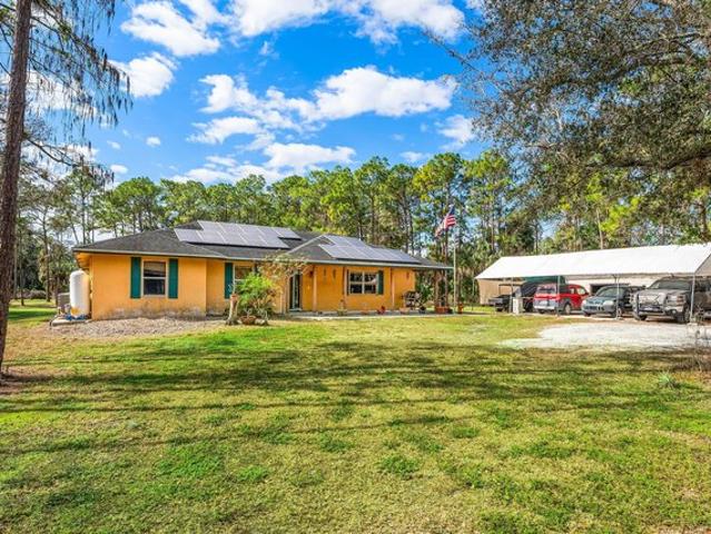 House for sale in Loxahatchee, Florida