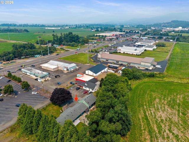 Commercial for sale in Oregonia