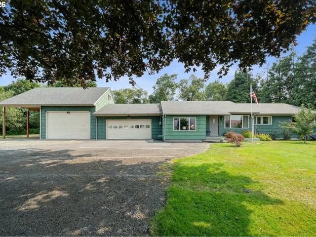 House for sale in Oregonia