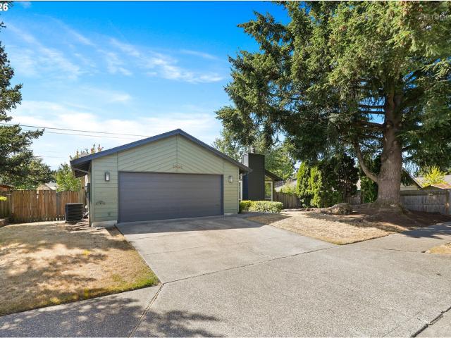 House for sale in Tualatin, Washington County