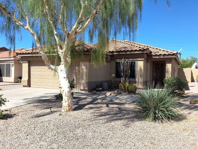 House for sale in Apache Junction, Arizona