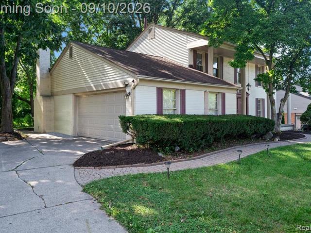 House for sale in Rochester Hills, Michigan