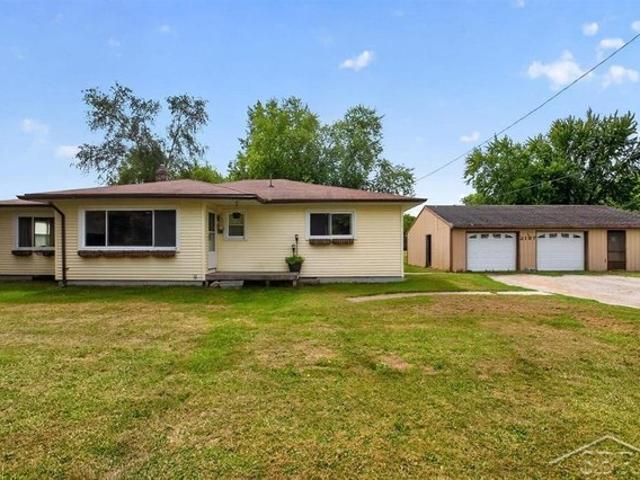 House for sale in Auburn, Michigan