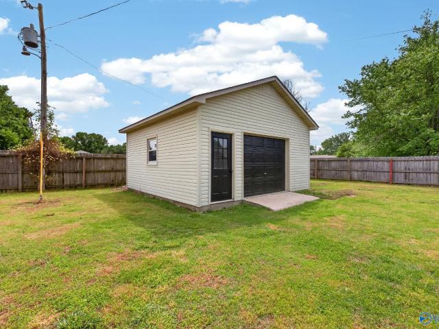 House for sale in Elkmont, Alabama