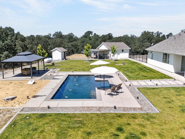 House for sale in Shasta, California