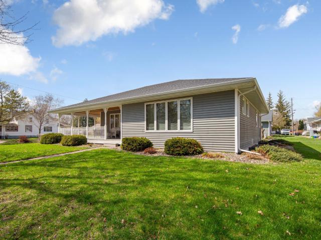 House for sale in New Richland, Minnesota