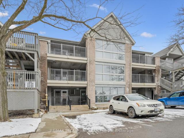 Condo for sale in Toronto, Golden Horseshoe