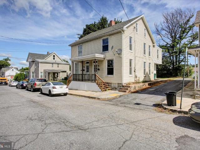 Townhouse for sale in Chambersburg, Pennsylvania