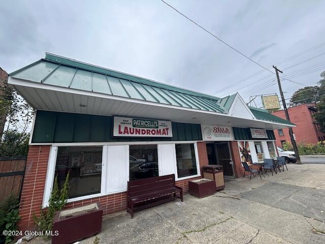 Commercial for sale in South Central, City of Troy