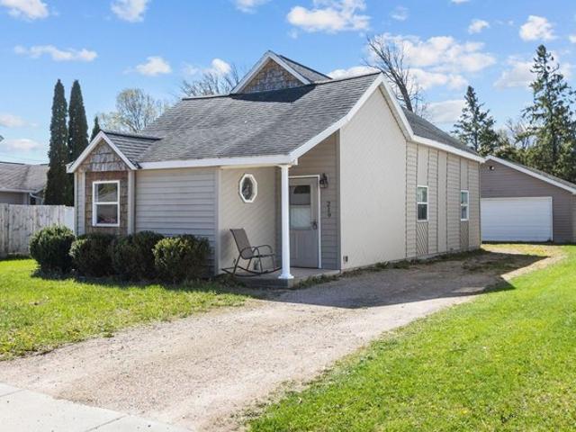 House for sale in Manawa, Wisconsin